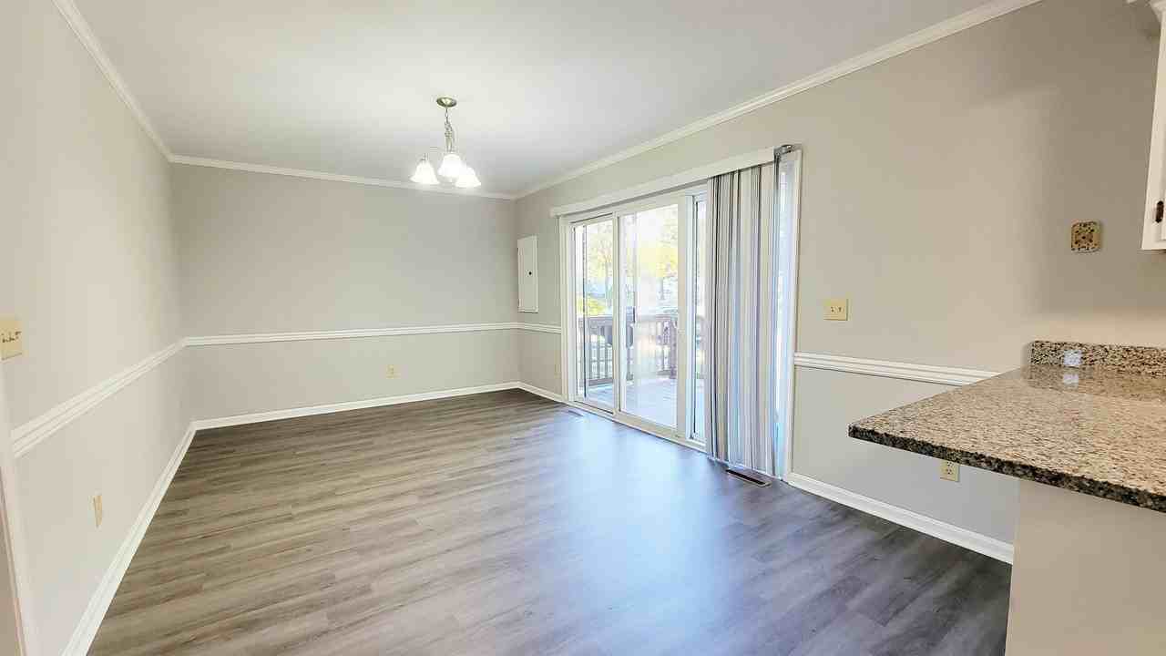 830 Larch Way #1 - Photo 4 of 28
