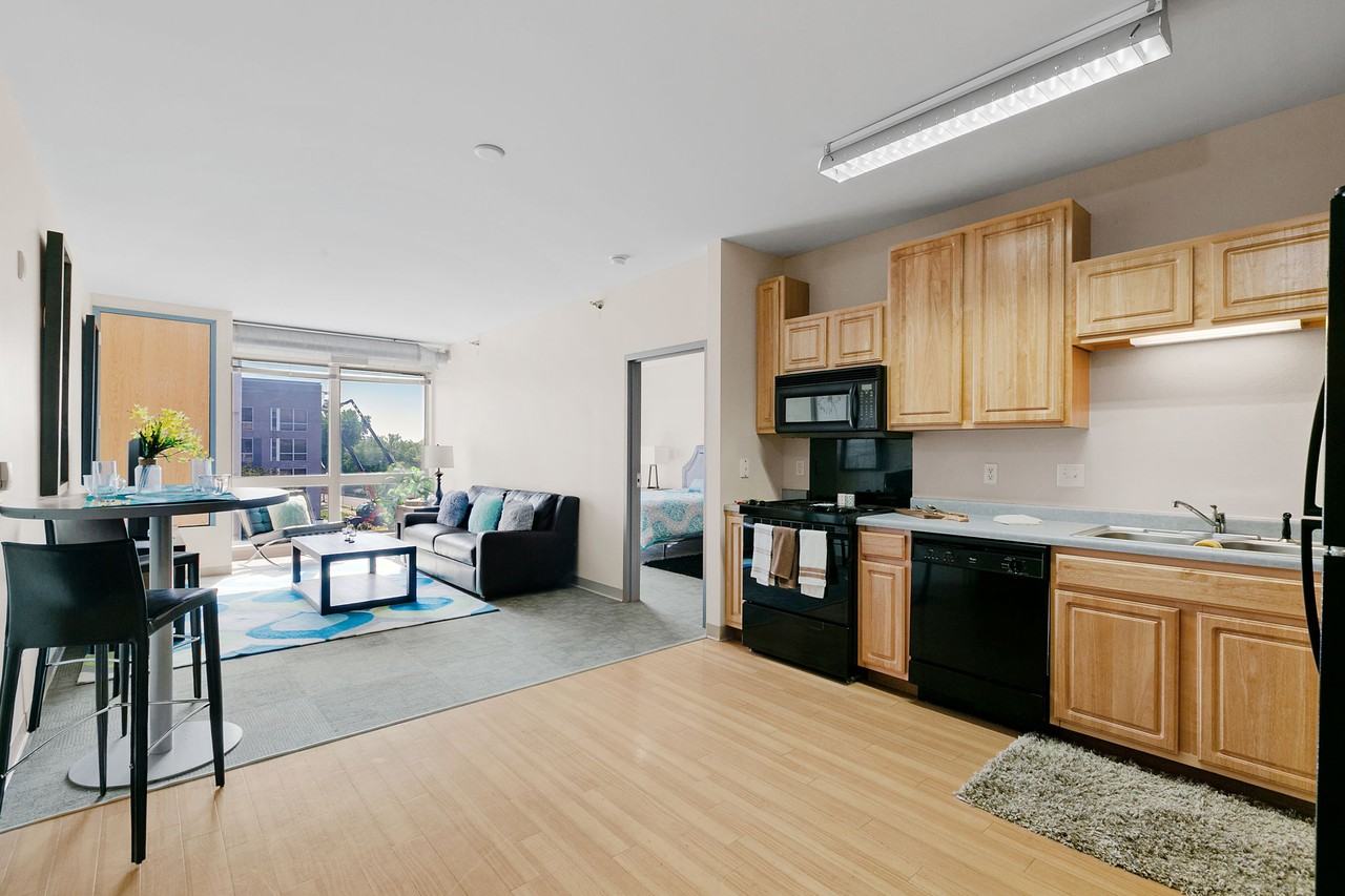 stone arch apartments rent by owner