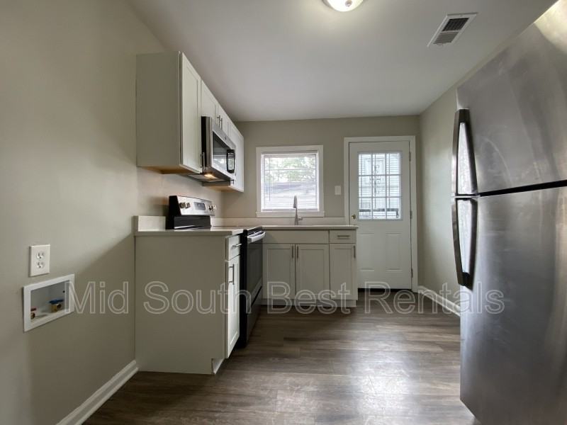 2570 Quail Ave - Photo 3 of 7