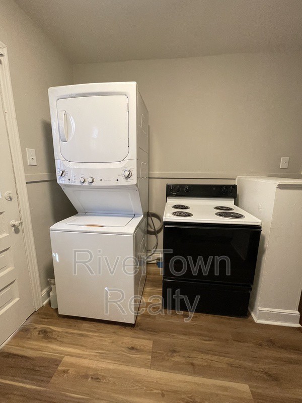 3583 Watauga Ave - Photo 6 of 12