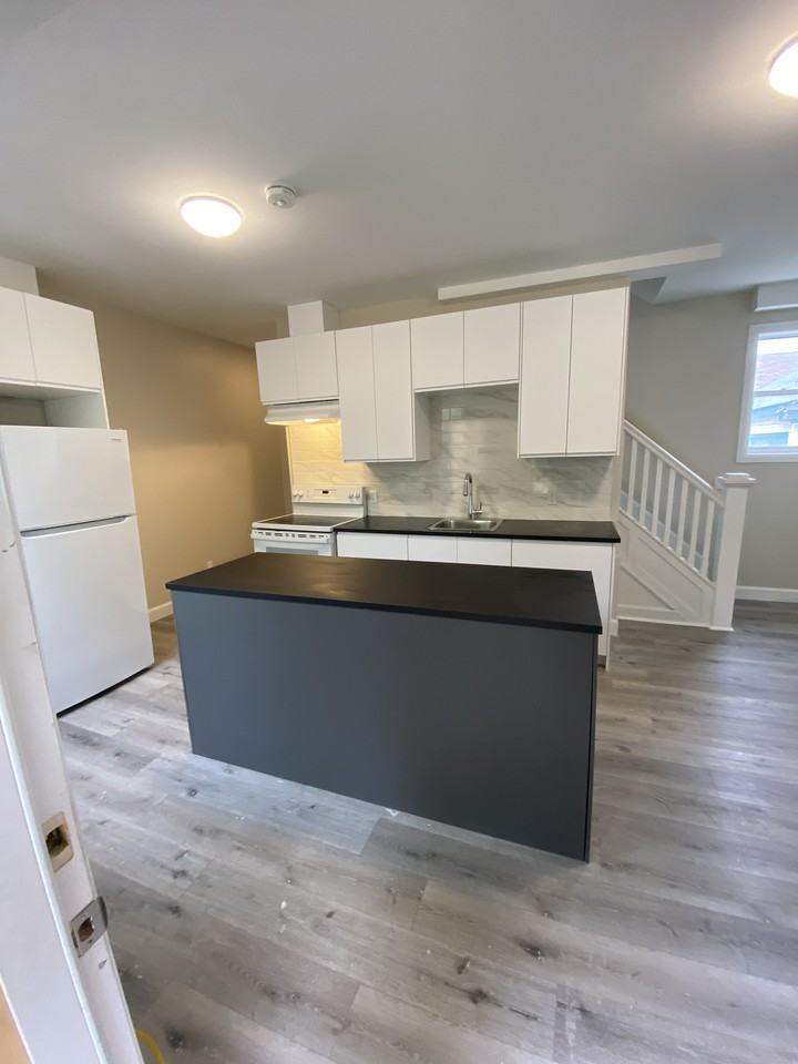 250 Russell Avenue #3 - Photo 2 of 16