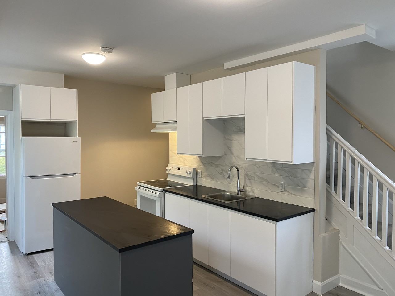 250 Russell Avenue #3