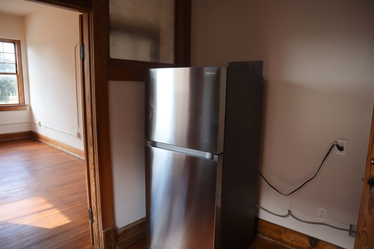 536 3rd Street #204 - Photo 2 of 8