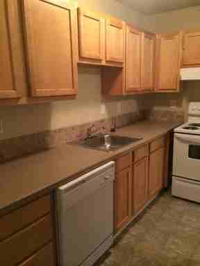 17185 SW Heritage Ct - Photo 2 of 8