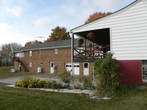 40046 Lovettsville Rd - Photo 2 of 9