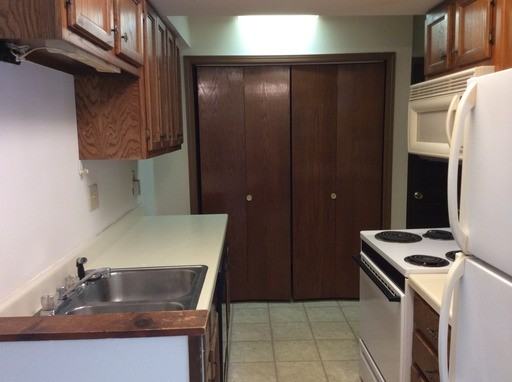 3605 Monterey Dr - Photo 3 of 8