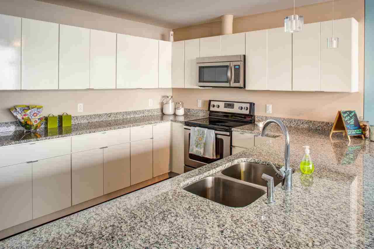 The Flats at East Bank - Photo 2 of 24