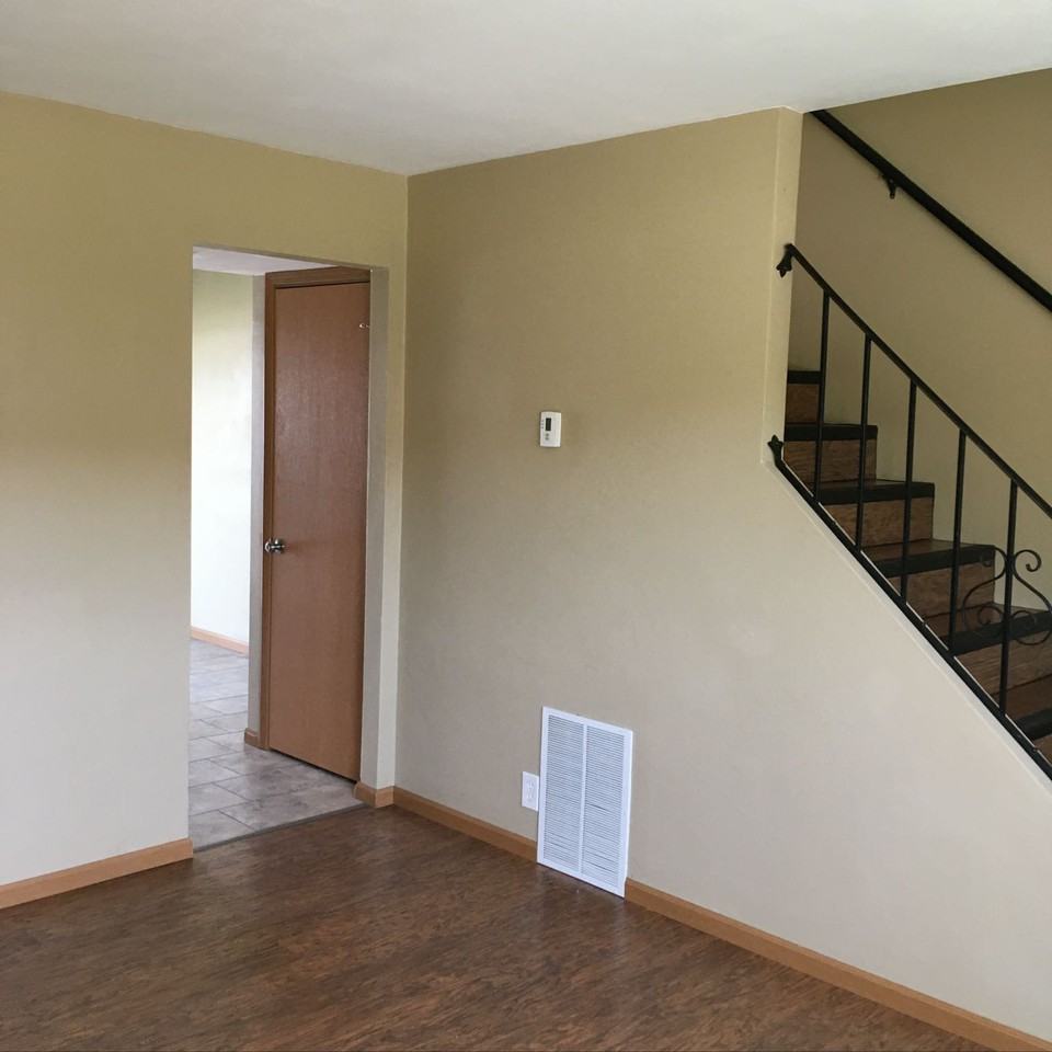 25 Sarpy Rd #D - Photo 2 of 20