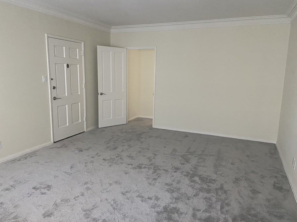 10559 1/2 Ashton Ave #10559-5 - Photo 5 of 21