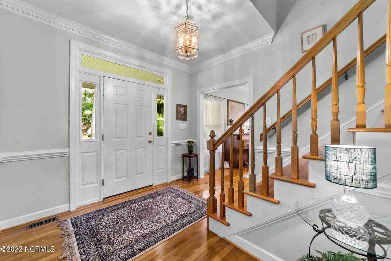 321 Camelia Dr #1 - Photo 3 of 50