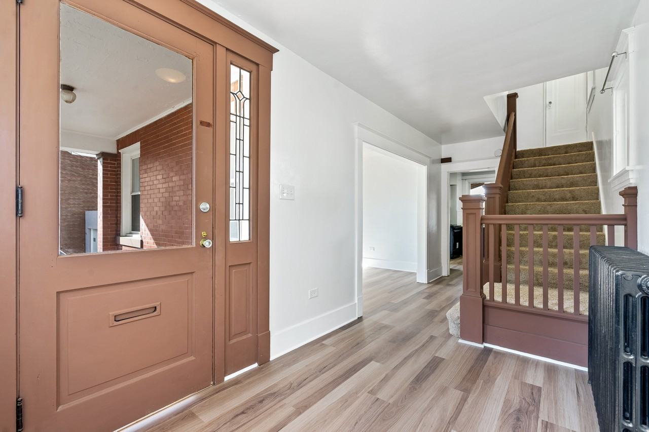 2117 - 2119 Mount Troy Road - 2119 (House) - Photo 6 of 31