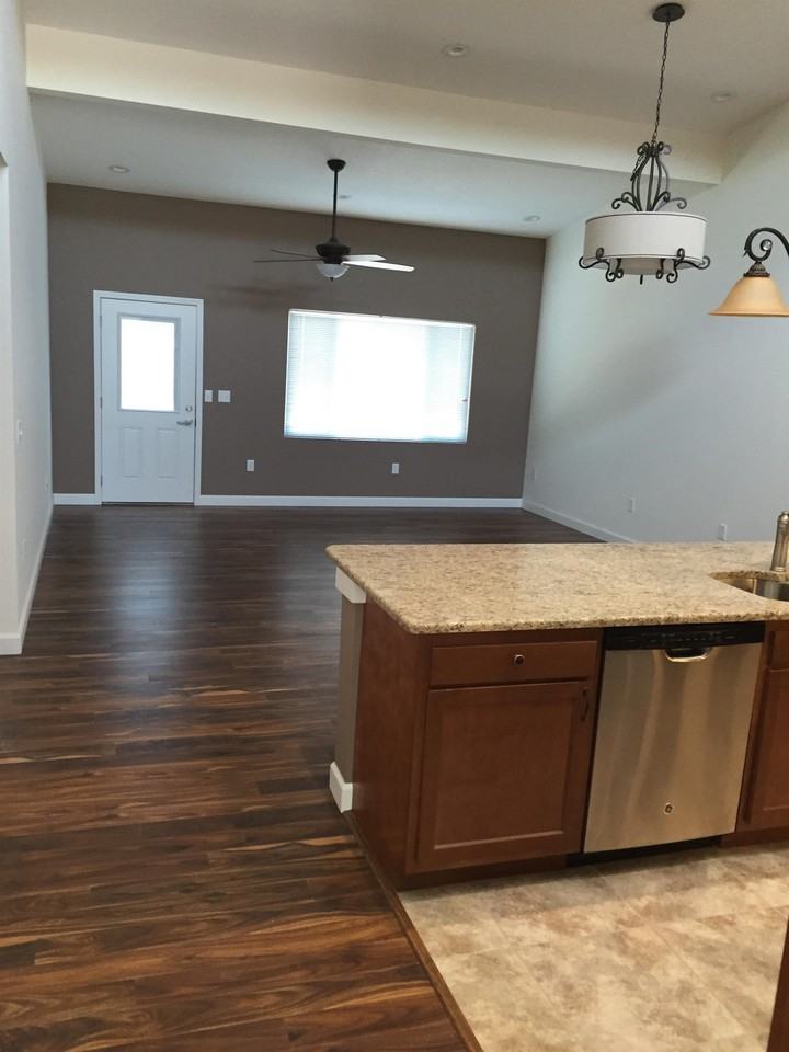 209 Gamble St Apt B - Photo 3 of 7