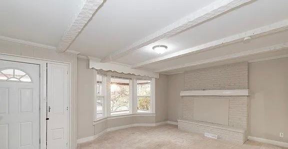 260 S Broad St - Photo 3 of 8