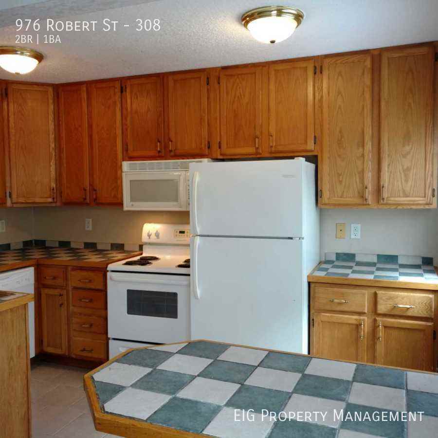 976 Robert St S #308