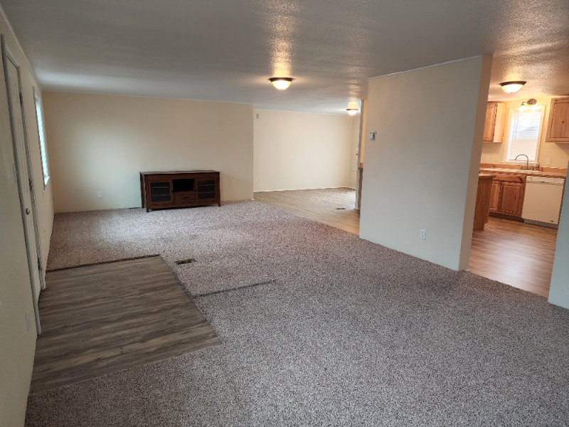 407 Jefferson St - Photo 6 of 21