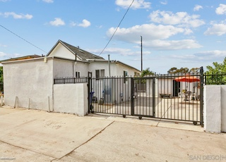 2853 K St - Photo 2 of 8