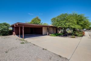 featured image of 3202 S Clinton Ave #1