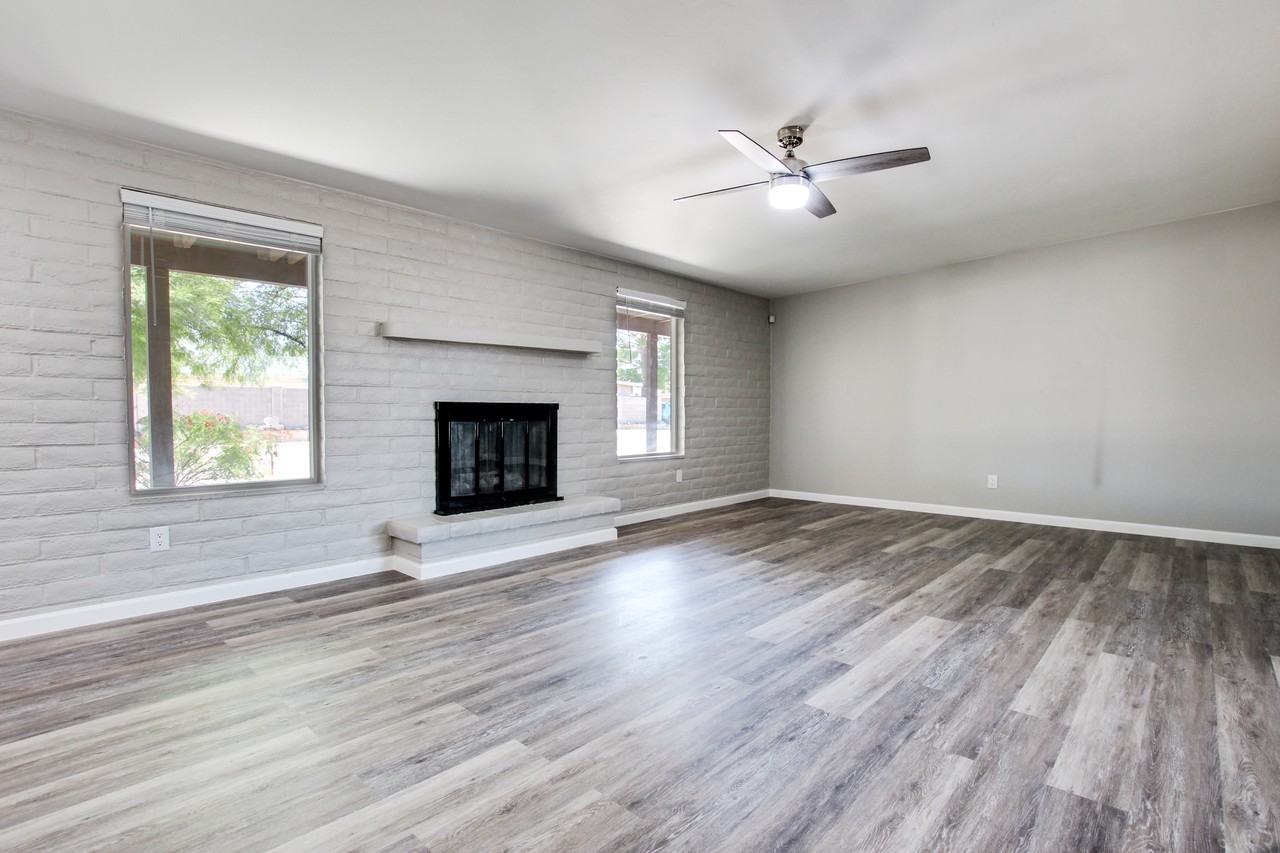 3202 S Clinton Ave #1 - Photo 6 of 10