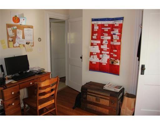 7 Upland Rd - Photo 2 of 4