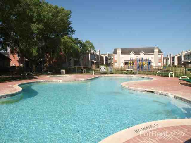 Hawthorne - Photo 2 of 52