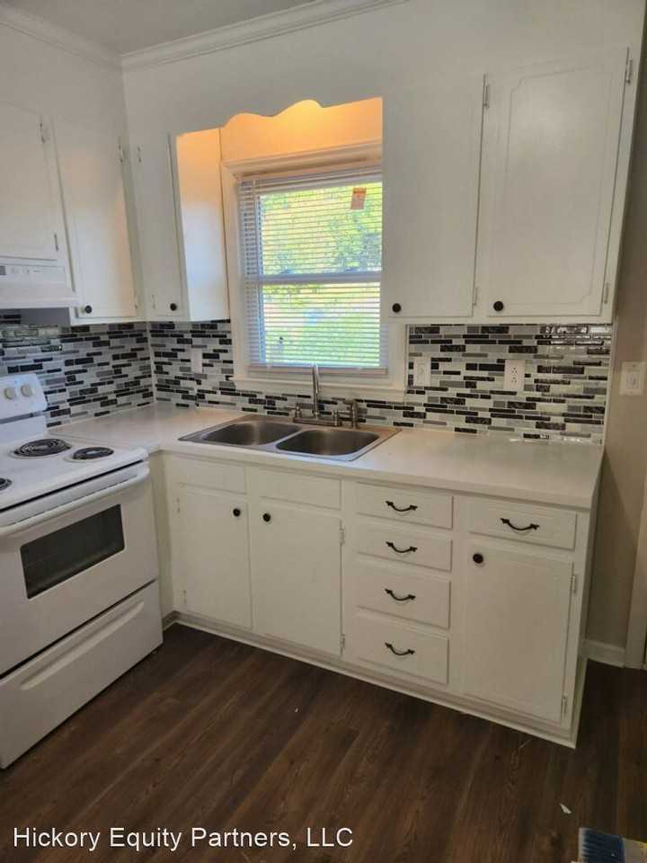 Westview Court Apartments 1320 1320 1338 7th Avenue Southwest