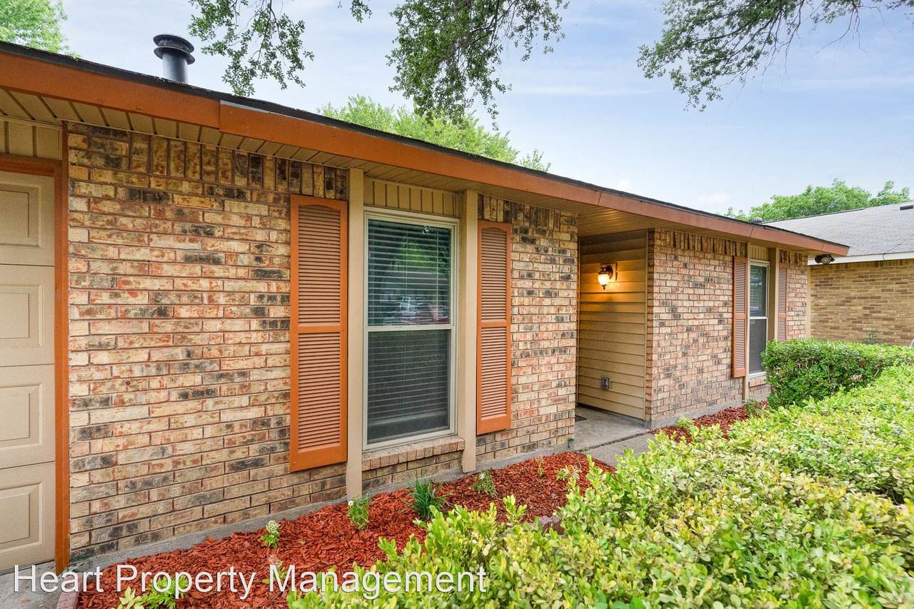 414 E Grenoble Dr - Photo 2 of 23