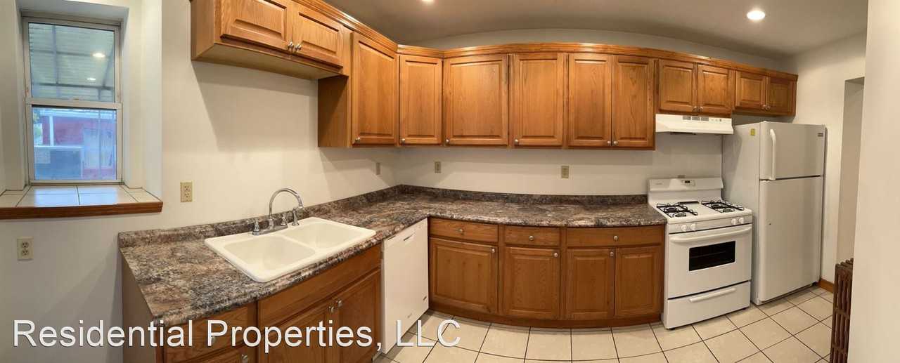 4710 Hatfield Street - Photo 3 of 8