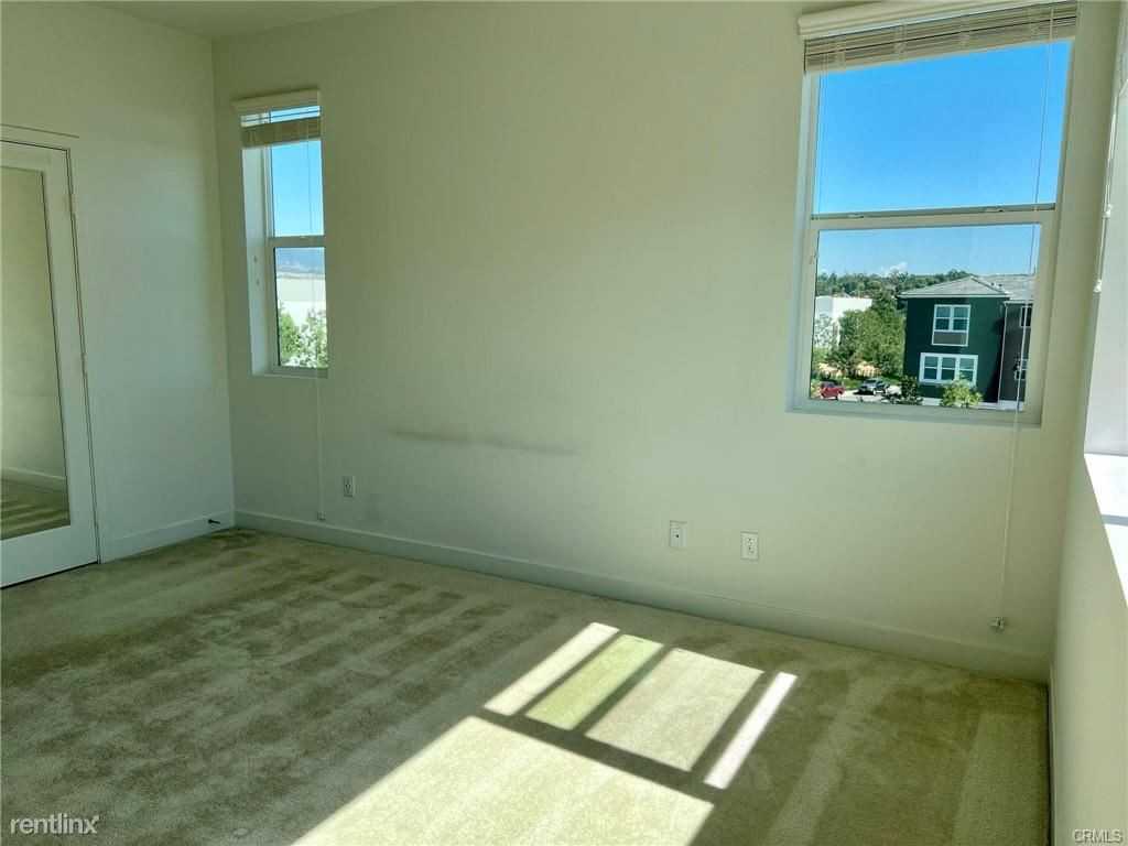 319 Carmona - Photo 2 of 11