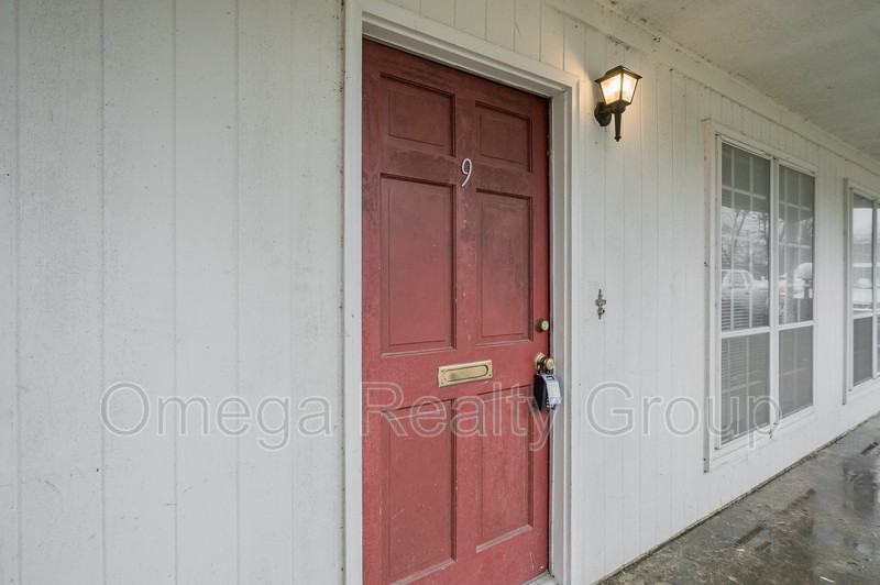 1807 Gamble Ave #9 - Photo 2 of 24