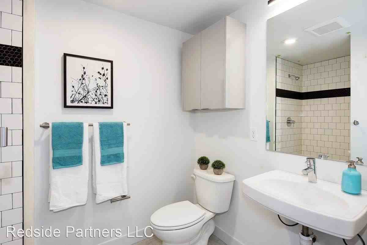 Luna Apartments 6921 Roosevelt Way Ne, Seattle, WA 98115 Zumper