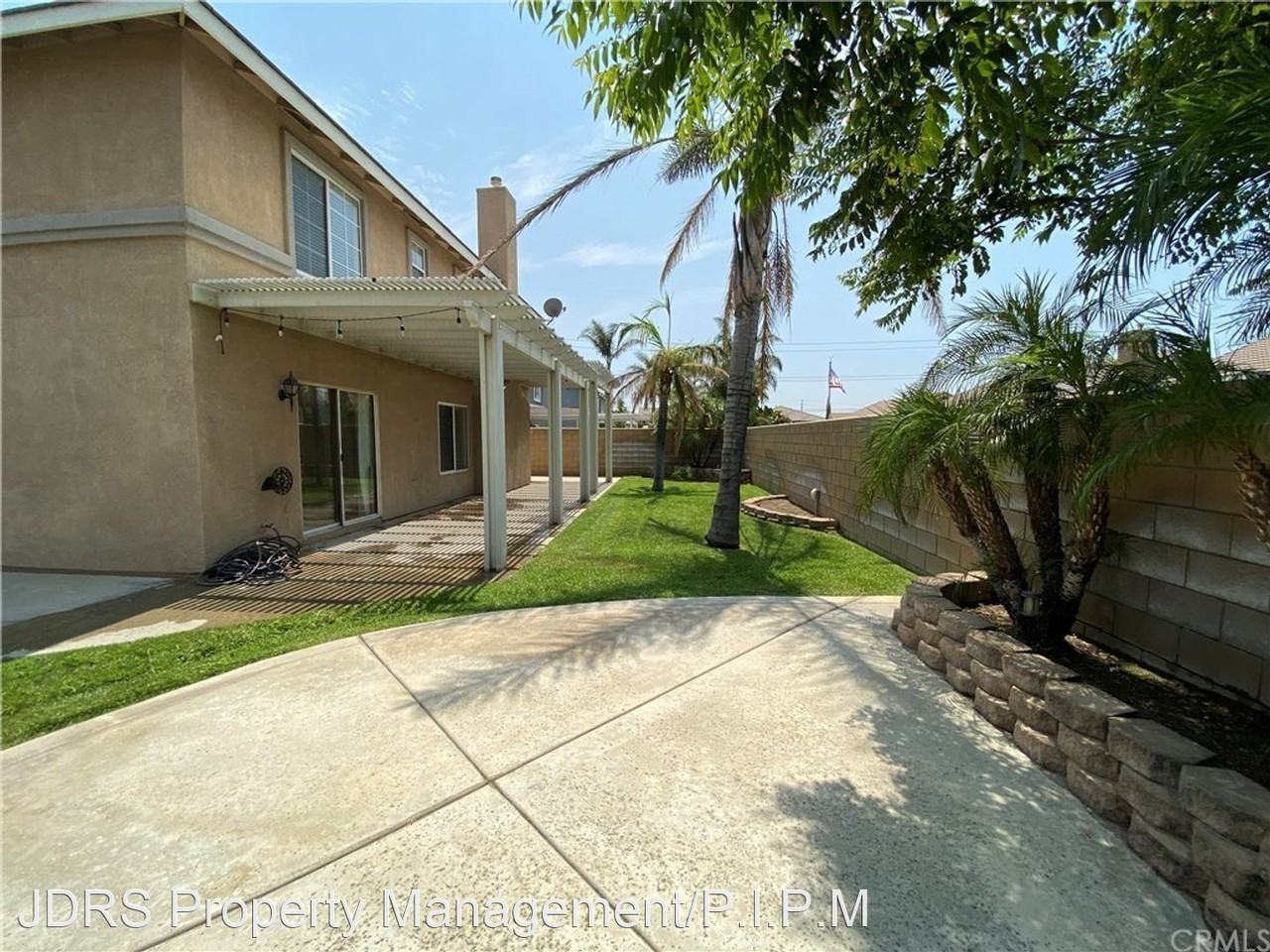 5820 Opal Ct - Photo 3 of 13