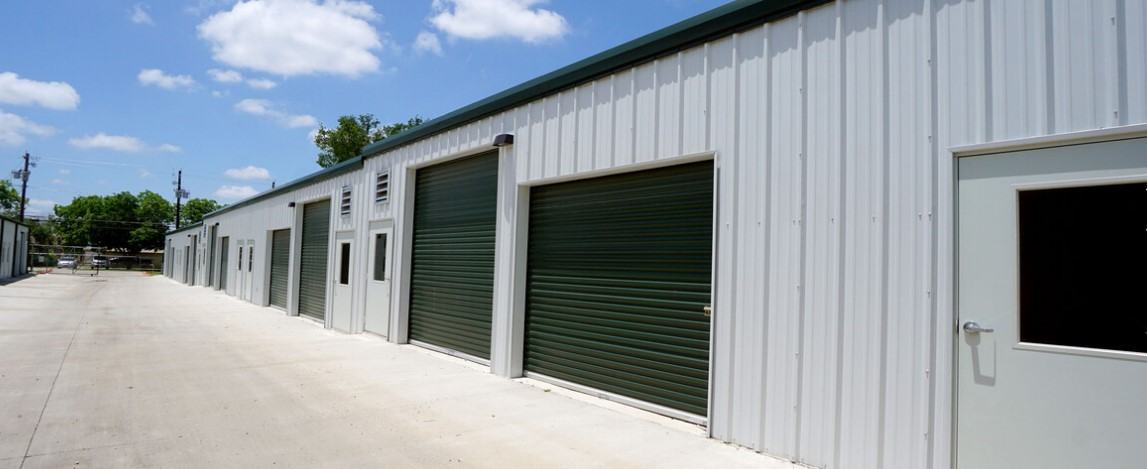 1706 Dungan Ln - Photo 2 of 14