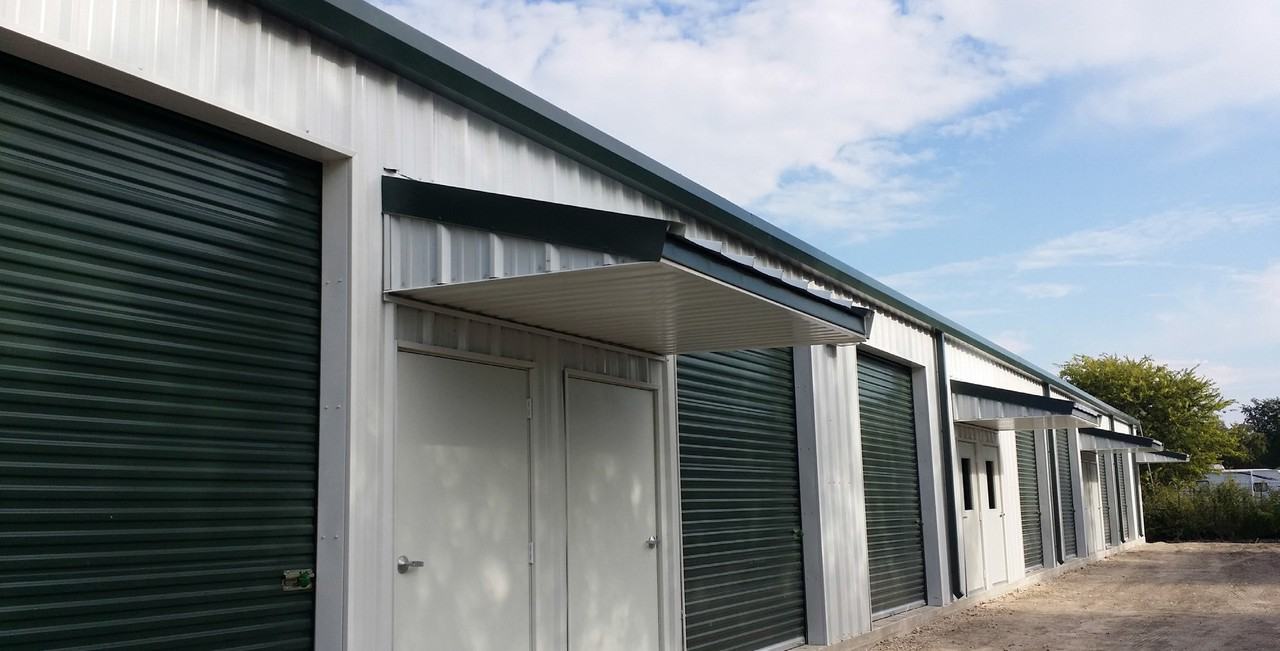 1706 Dungan Ln - Photo 3 of 14