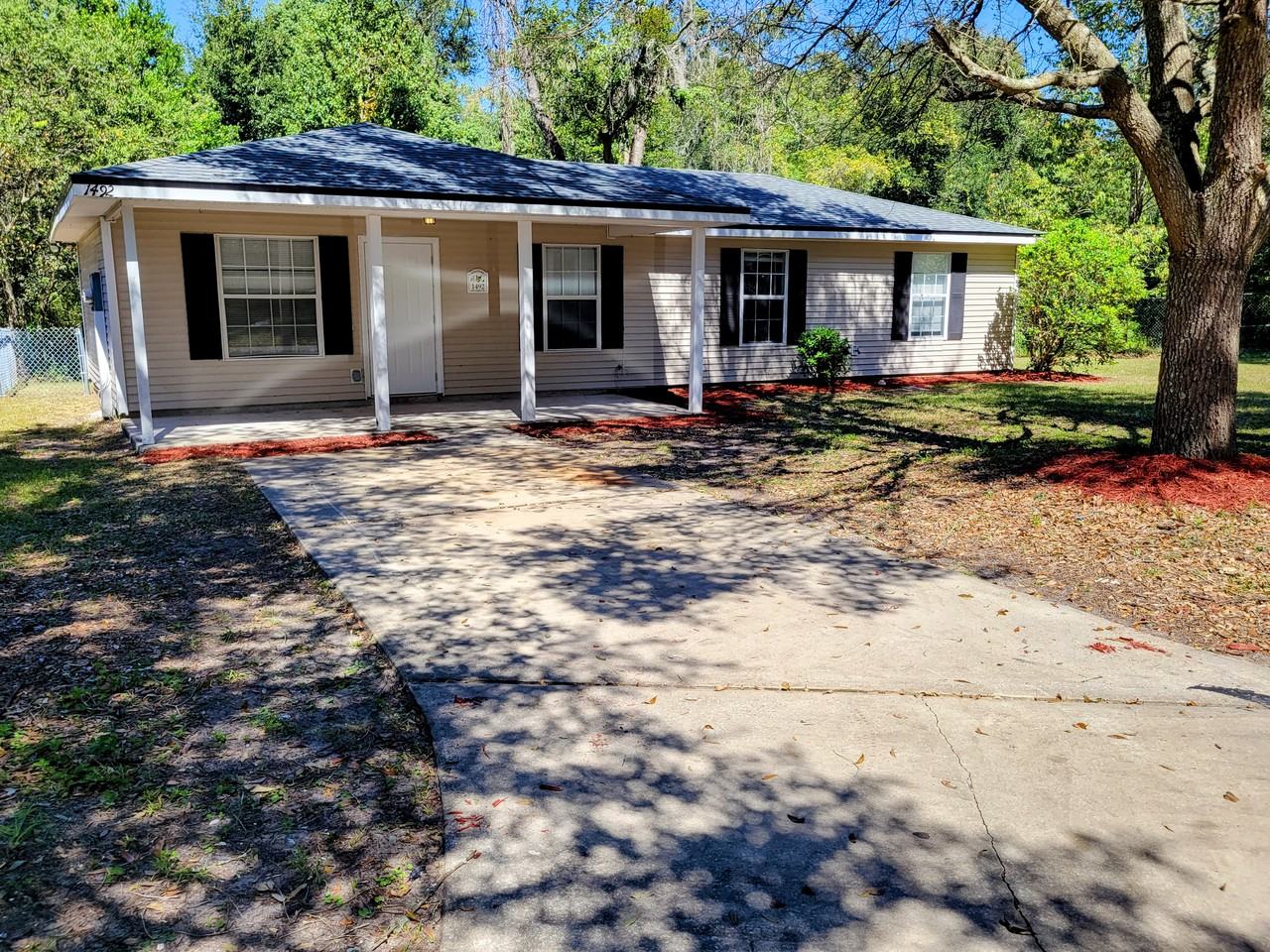 1492 Golf Forest Dr - Photo 2 of 22