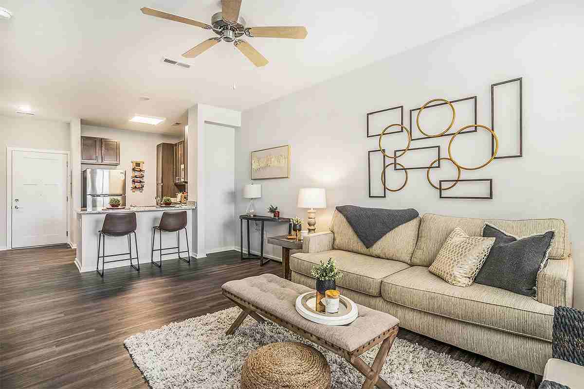 Shoreline Flats - Photo 3 of 34