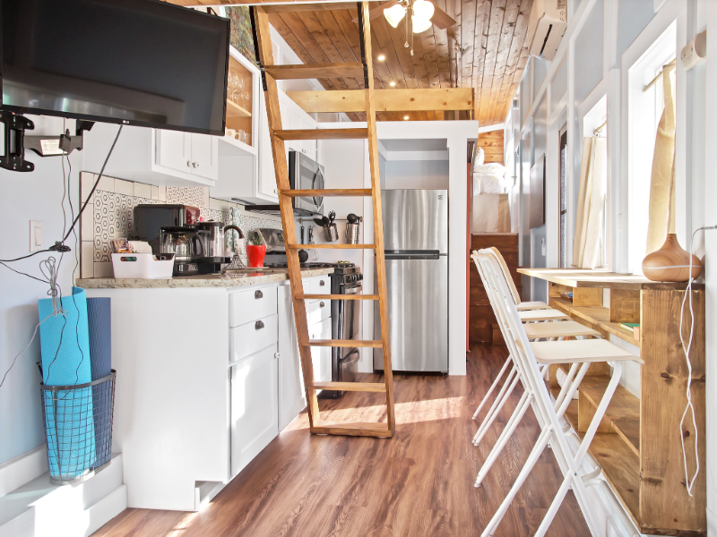 7917 Roswell Street #B - Photo 5 of 14