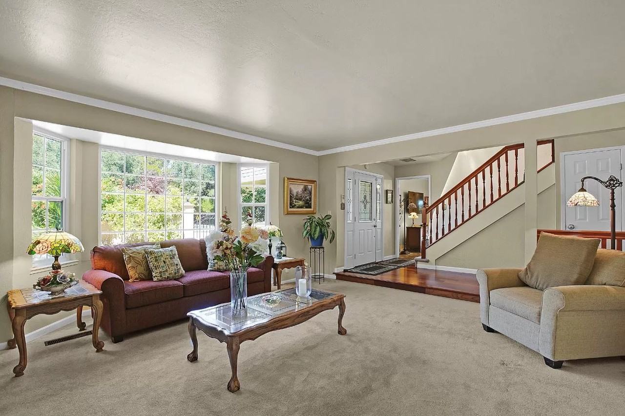 405 Cunningham Way - Photo 7 of 25