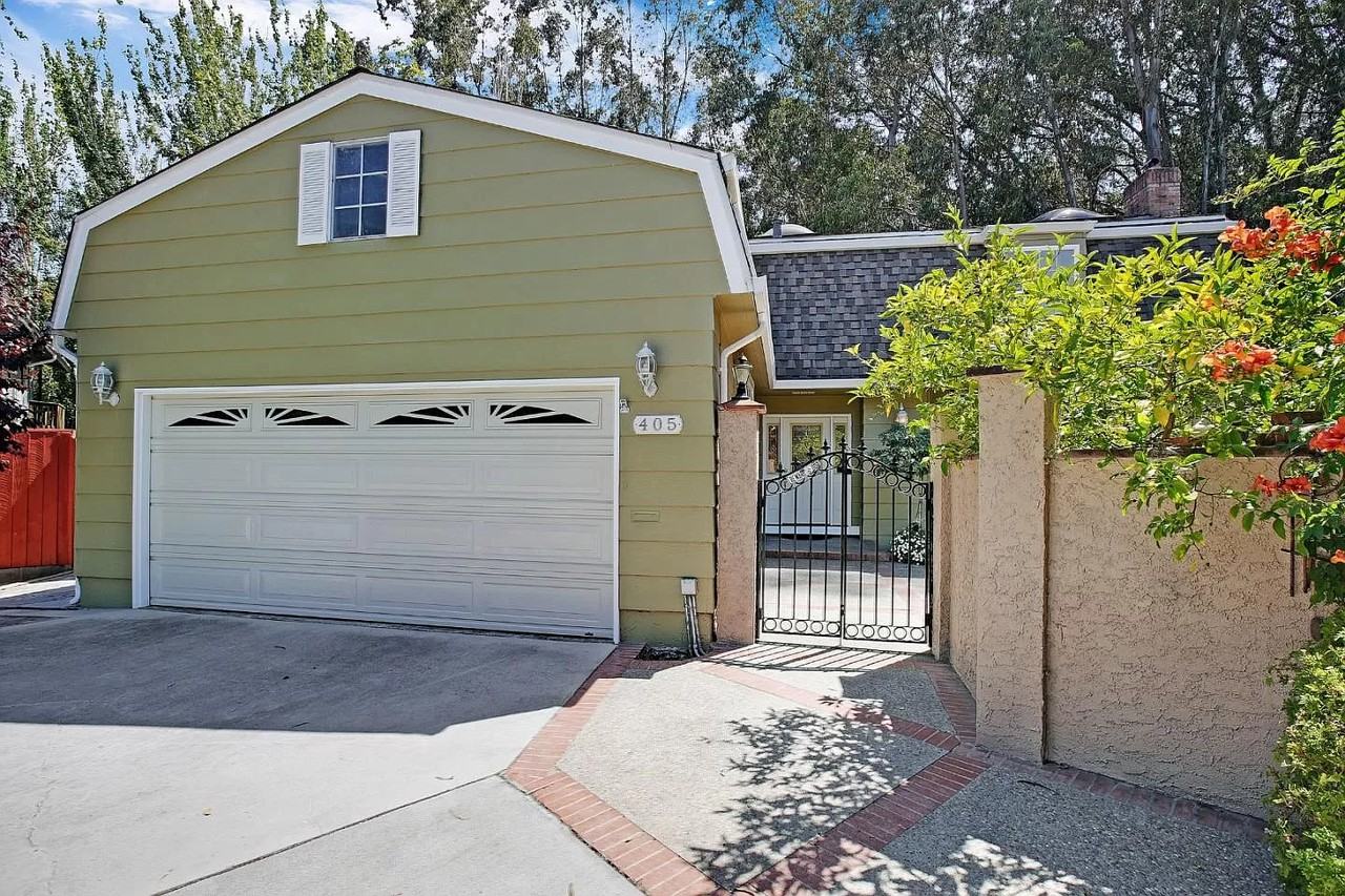 405 Cunningham Way - Photo 2 of 25