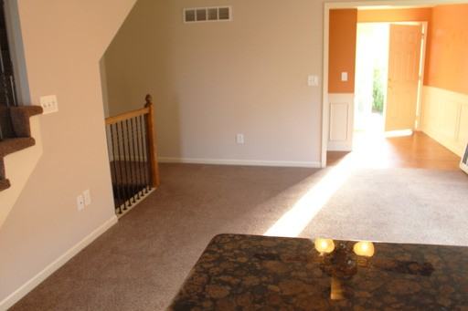 1637 N 128th St - Photo 3 of 14