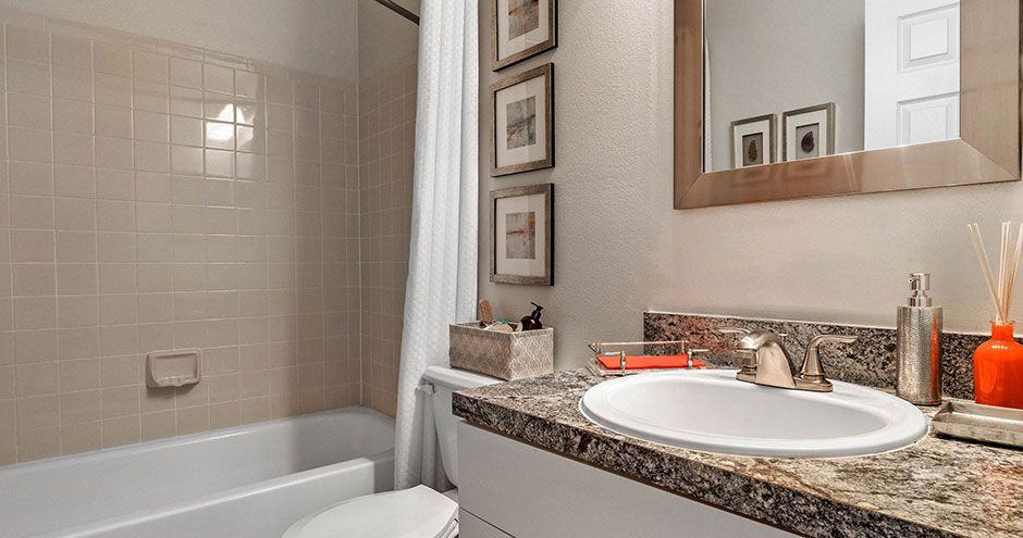 Gulfshore Apartment - Photo 6 of 51