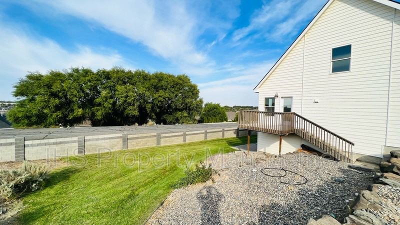 5131 Milky Way - Photo 5 of 29