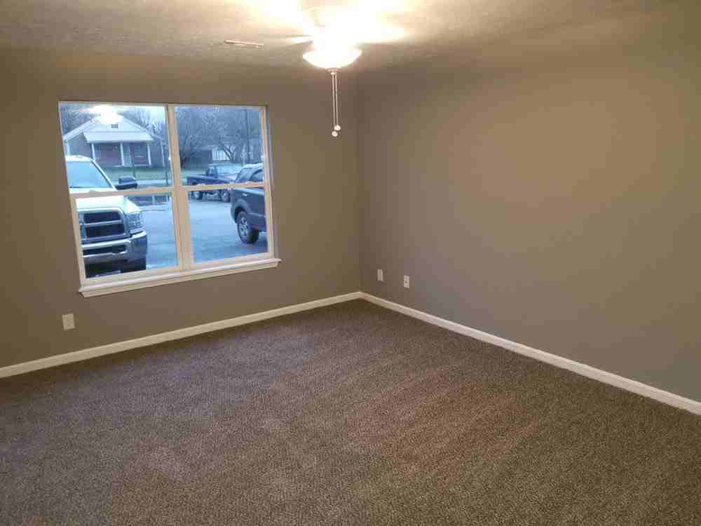 70 Montgomery St #8 - Photo 7 of 14