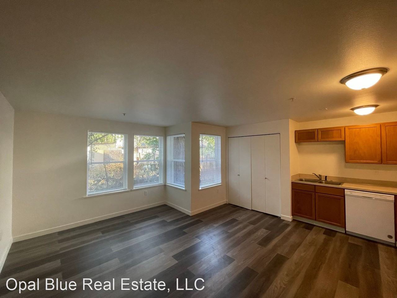 203 Dorn Ave - Photo 2 of 13