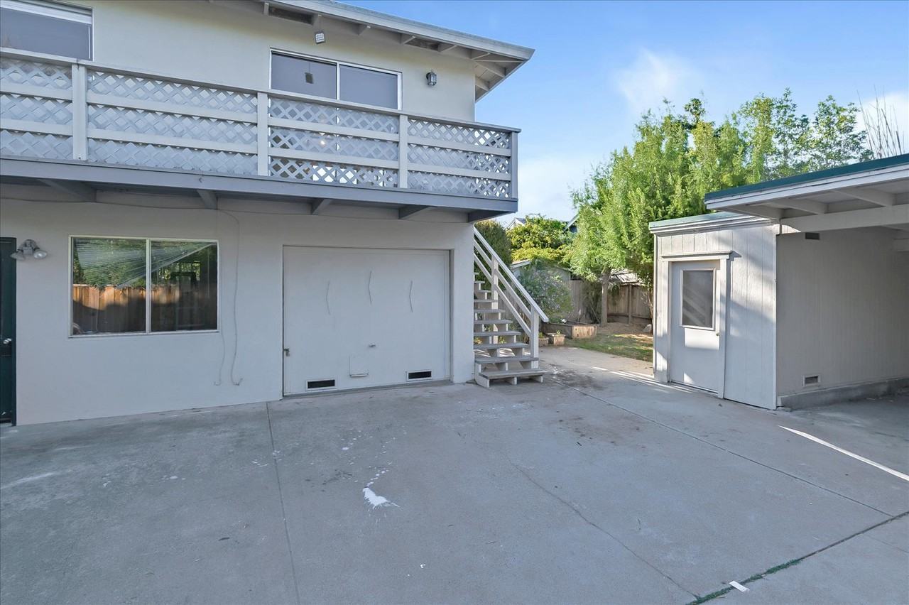 313 Effey St - Photo 3 of 24