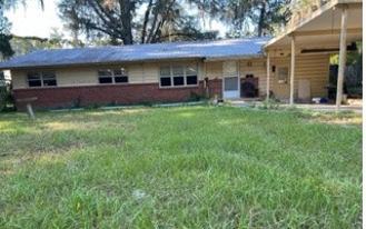 918 Se Lantana Loop - Photo 1 of 1