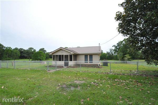 23159 Whitfield Rd - Photo 3 of 20