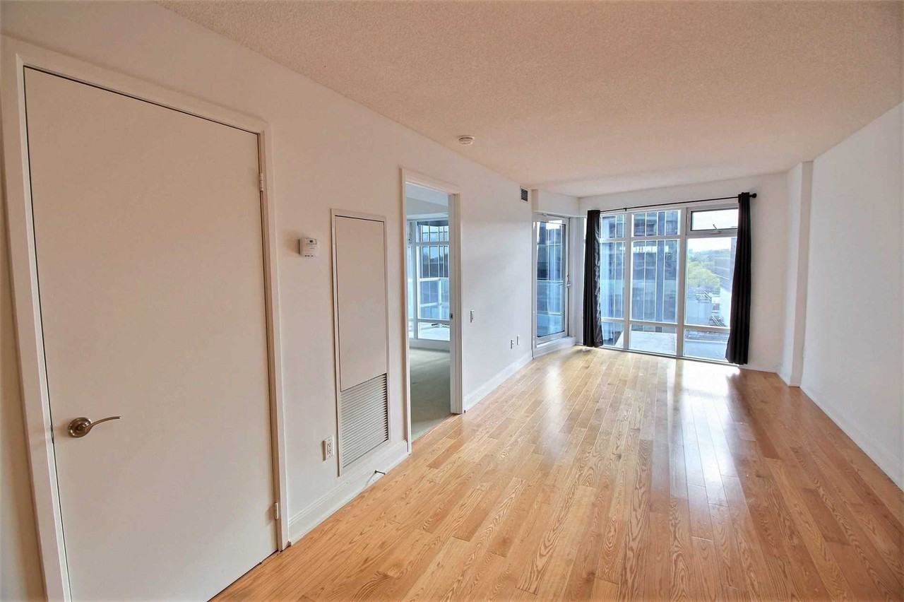 2181 Yonge Street - Photo 3 of 10