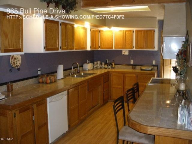 865 Bull Pine Dr - Photo 2 of 11