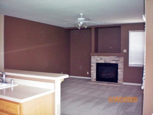 2372 Red Maple Ct - Photo 3 of 8