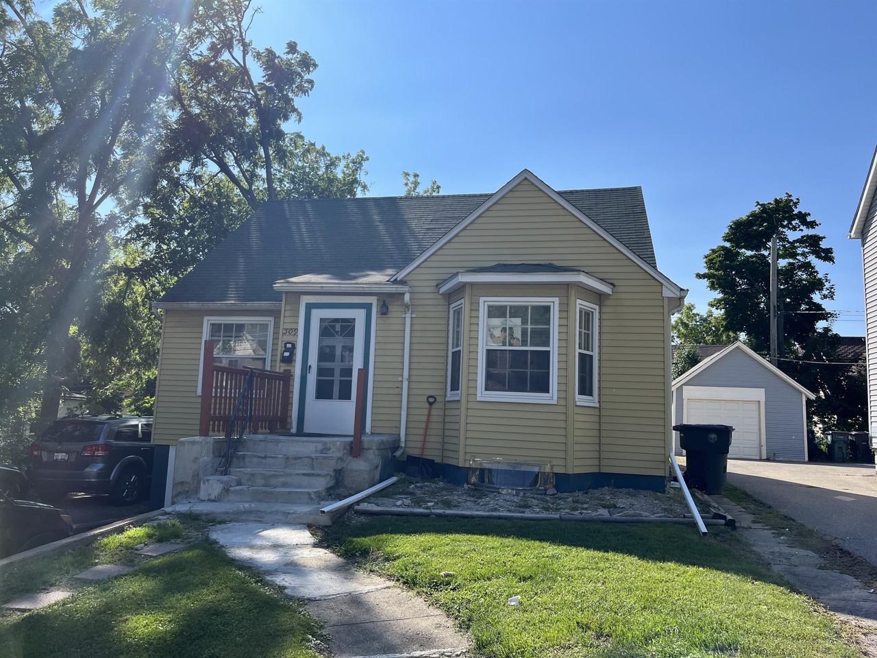 309 Beal St #1